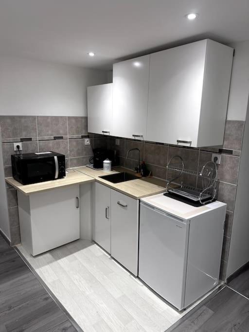 Appartement T4 En Hyper-Centre Бургуэн Экстерьер фото